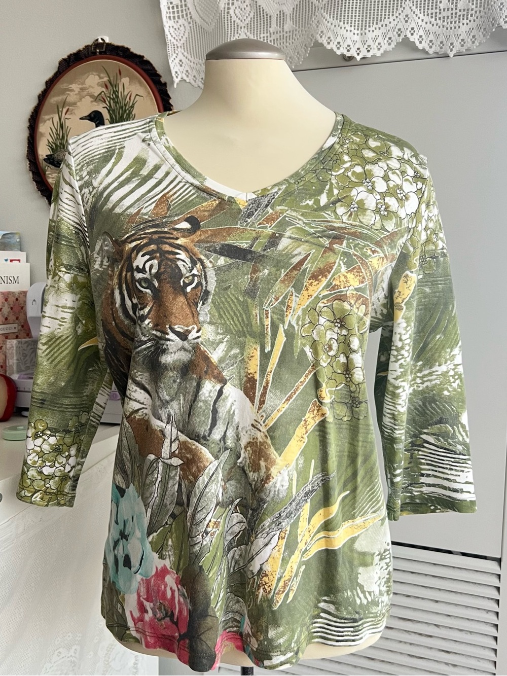 Y2K style Green and white tiger forest print 1/4 sleeve blouse